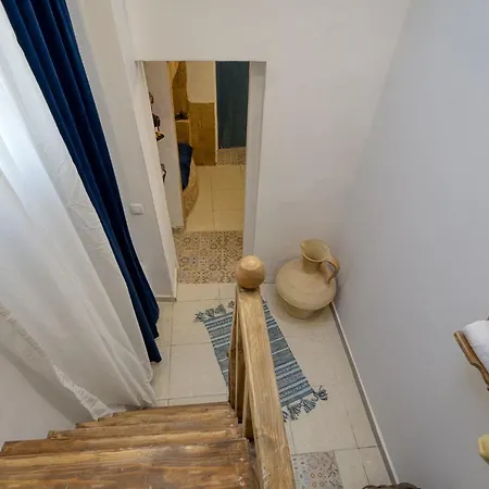 Mascot Garden فندق مبيت وإفطار