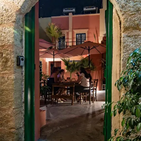 Mascot Garden 住宿加早餐酒店