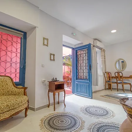 Mascot Garden Bed & Breakfast