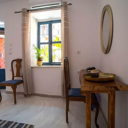 Mascot Garden Bed & Breakfast 3*