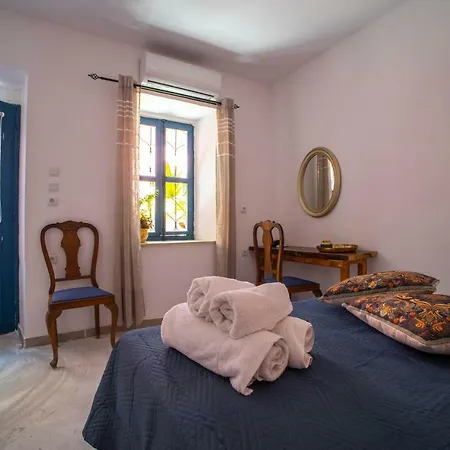 Bed & Breakfast Mascot Garden Rhodes City